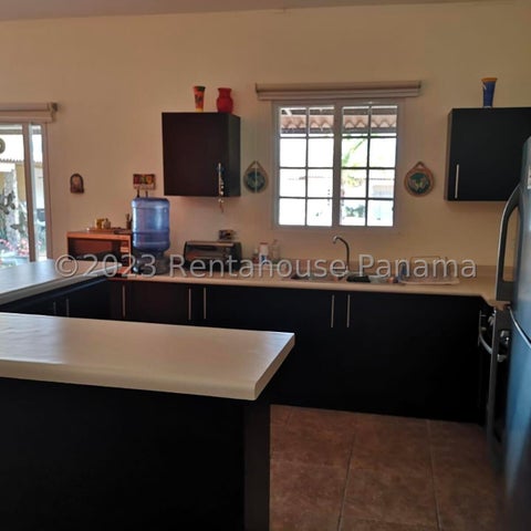 Cozy Furnished Home in Las Lajas, Chame